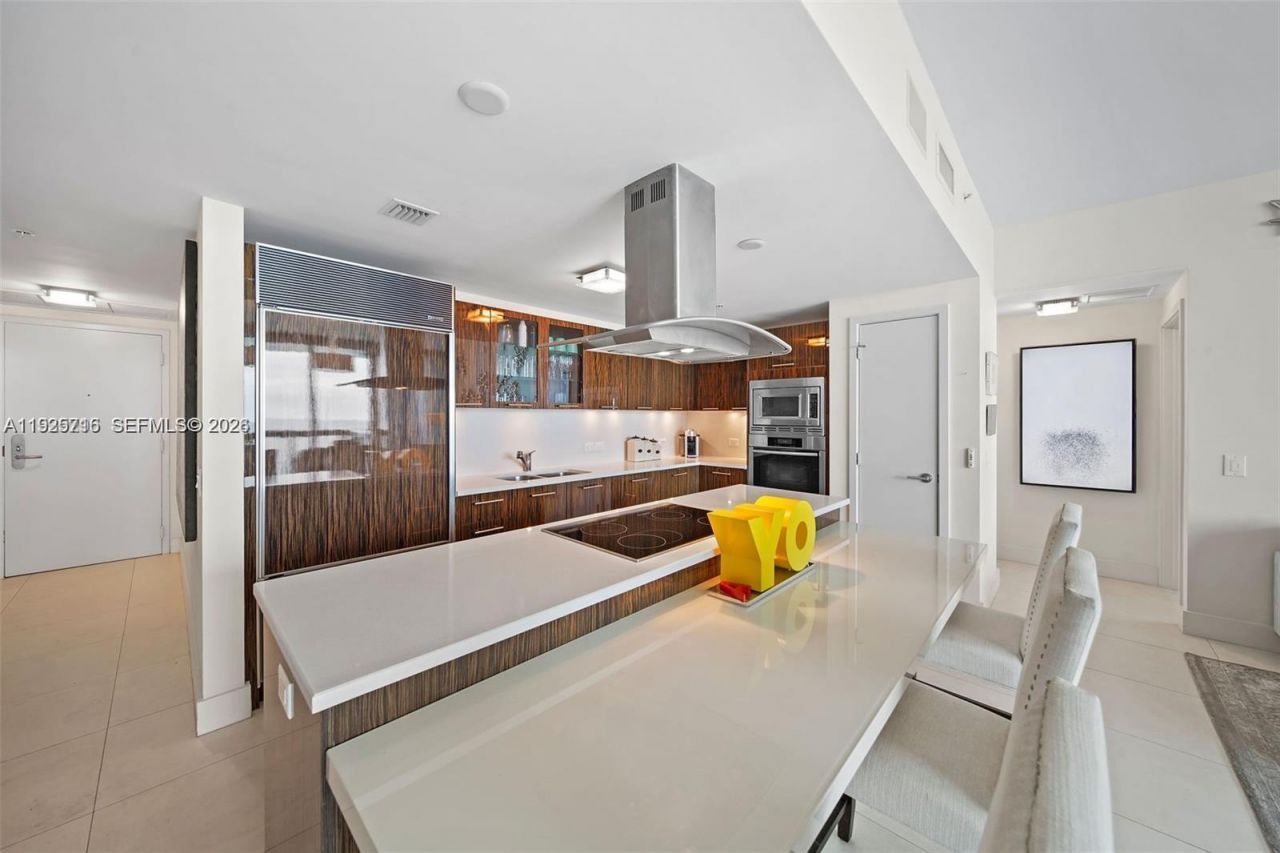 6899 Collins Ave, Unit 1801, Miami Beach, FL 33141 Photo