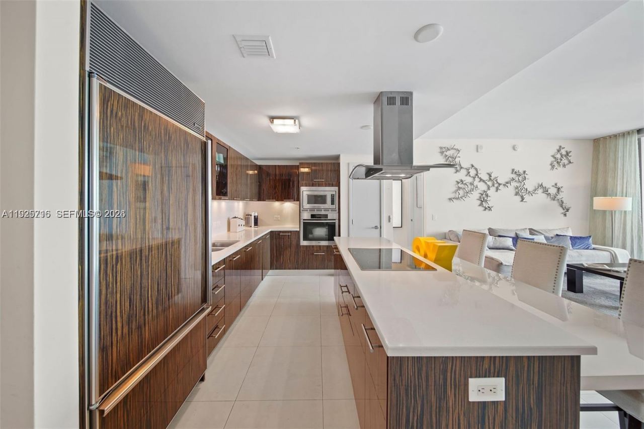 6899 Collins Ave, Unit 1801, Miami Beach, FL 33141 Photo