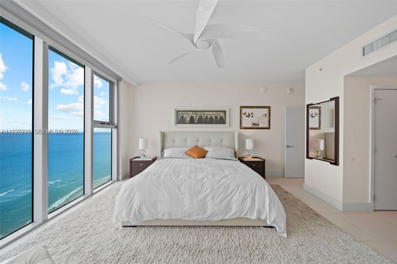 6899 Collins Ave, Unit 1801, Miami Beach, FL 33141 Photo