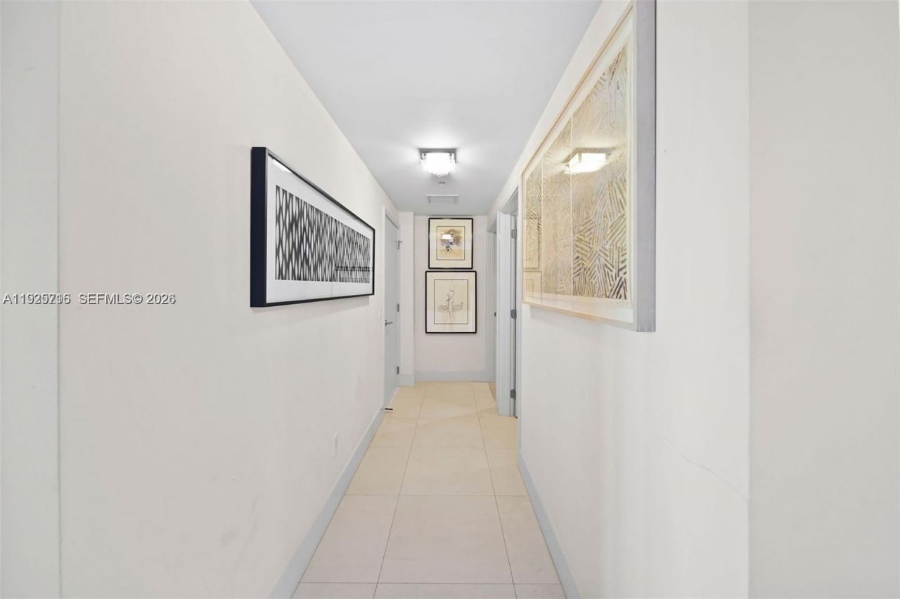 6899 Collins Ave, Unit 1801, Miami Beach, FL 33141 Photo