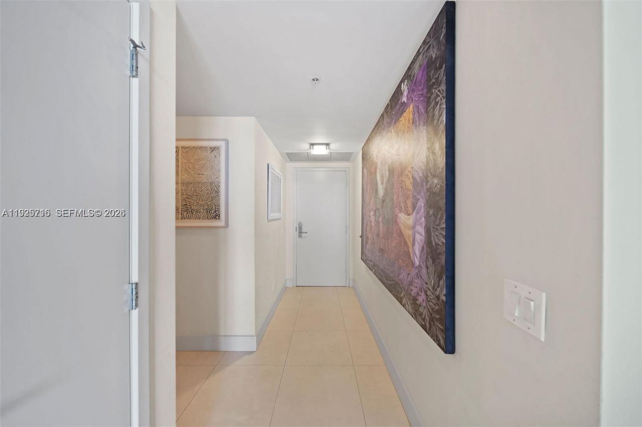 6899 Collins Ave, Unit 1801, Miami Beach, FL 33141 Photo