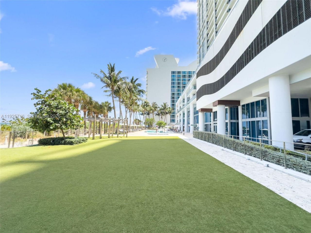 6899 Collins Ave, Unit 1801, Miami Beach, FL 33141 Photo