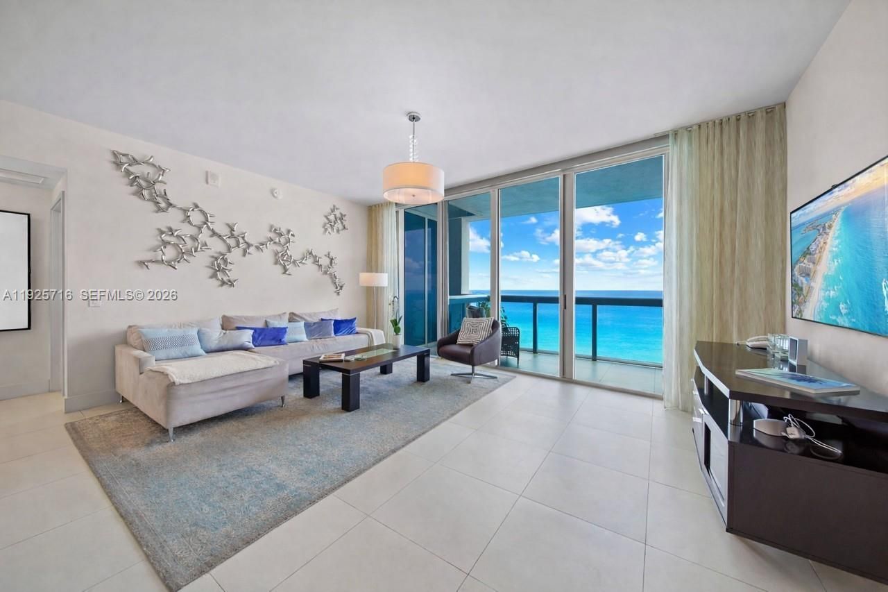 6899 Collins Ave, Unit 1801, Miami Beach, FL 33141 Photo