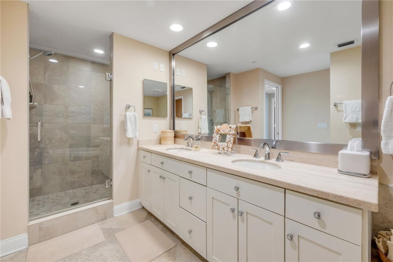 261 Minorca Beach Way, Unit 406, New Smyrna Beach, FL 32169 Photo