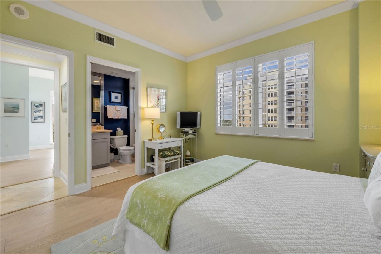 261 Minorca Beach Way, Unit 406, New Smyrna Beach, FL 32169 Photo