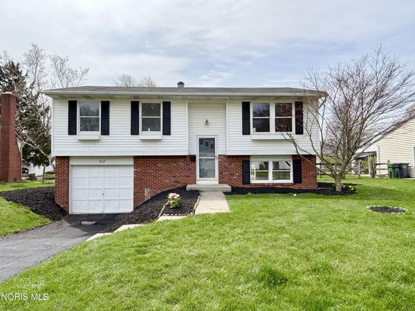 632 Brahier Lane, Maumee, OH 43537