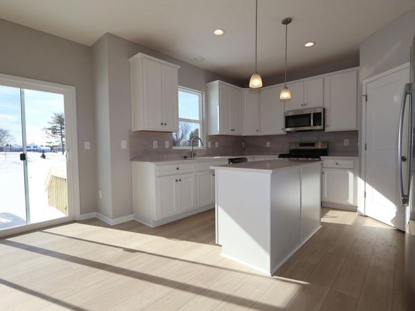 2714 Charlotte Way, Delaware, OH 43015