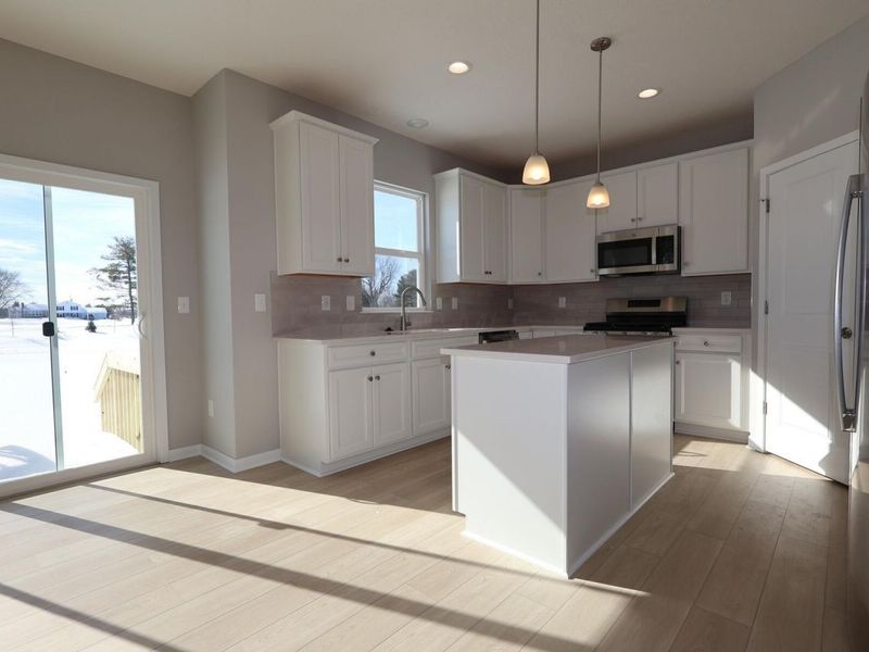 2714 Charlotte Way, Delaware, OH 43015 Photo 1