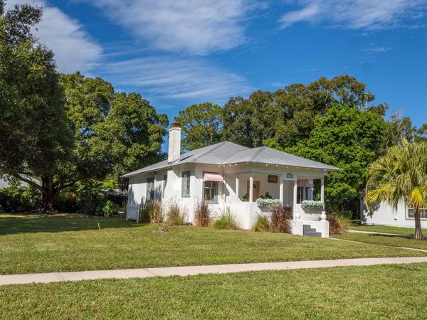 1645 34th Avenue, Vero Beach, FL 32960