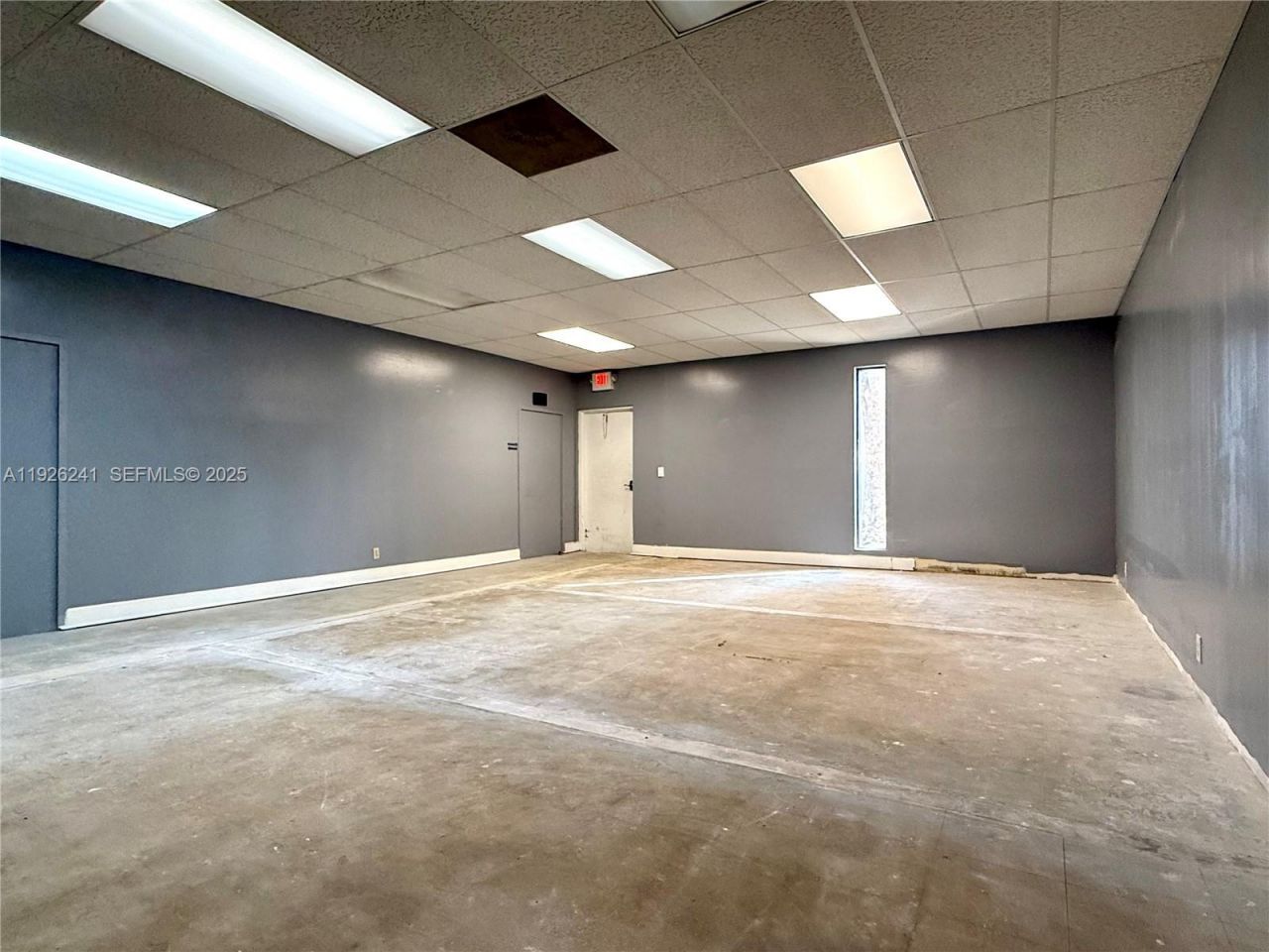 1020 NW 1st Ct, Hallandale Beach, FL 33009 Photo