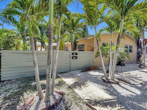 2470 NE 182nd Ter, Unit 1, North Miami Beach, FL 33160