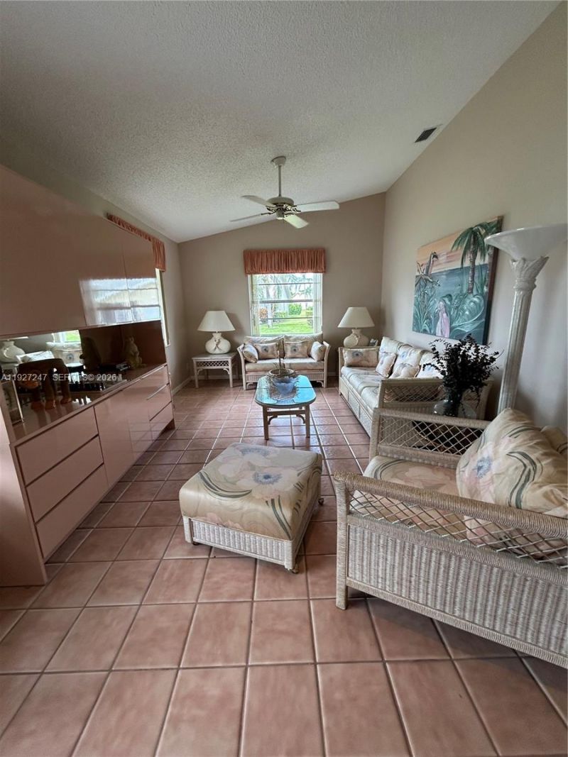 5275 Tiffany Anne Cir, West Palm Beach, FL 33417 Photo