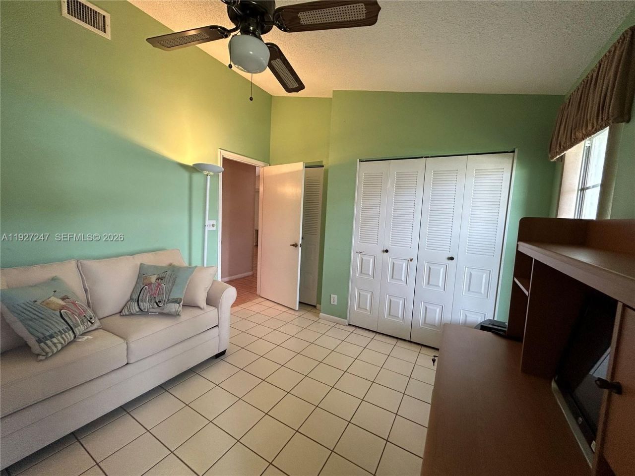 5275 Tiffany Anne Cir, West Palm Beach, FL 33417 Photo
