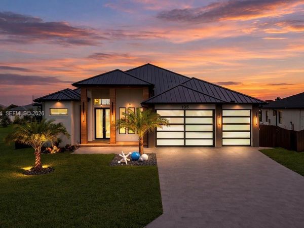 105 sw 33rd PL, Cape Coral, FL 33991