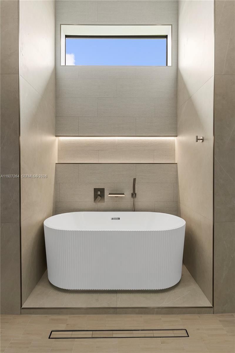 105 SW 33rd Pl, Cape Coral, FL 33991 Photo