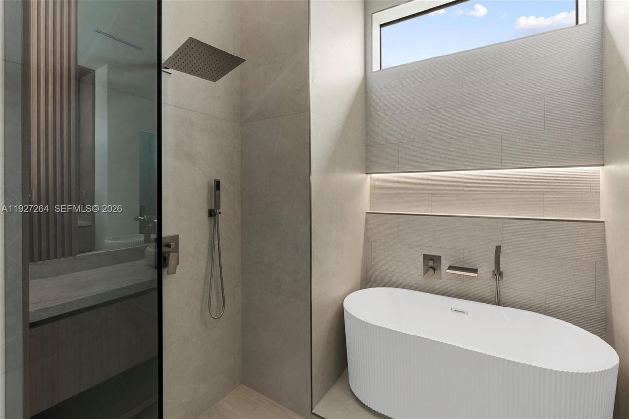 105 SW 33rd Pl, Cape Coral, FL 33991 Photo