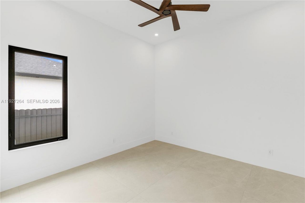 105 SW 33rd Pl, Cape Coral, FL 33991 Photo