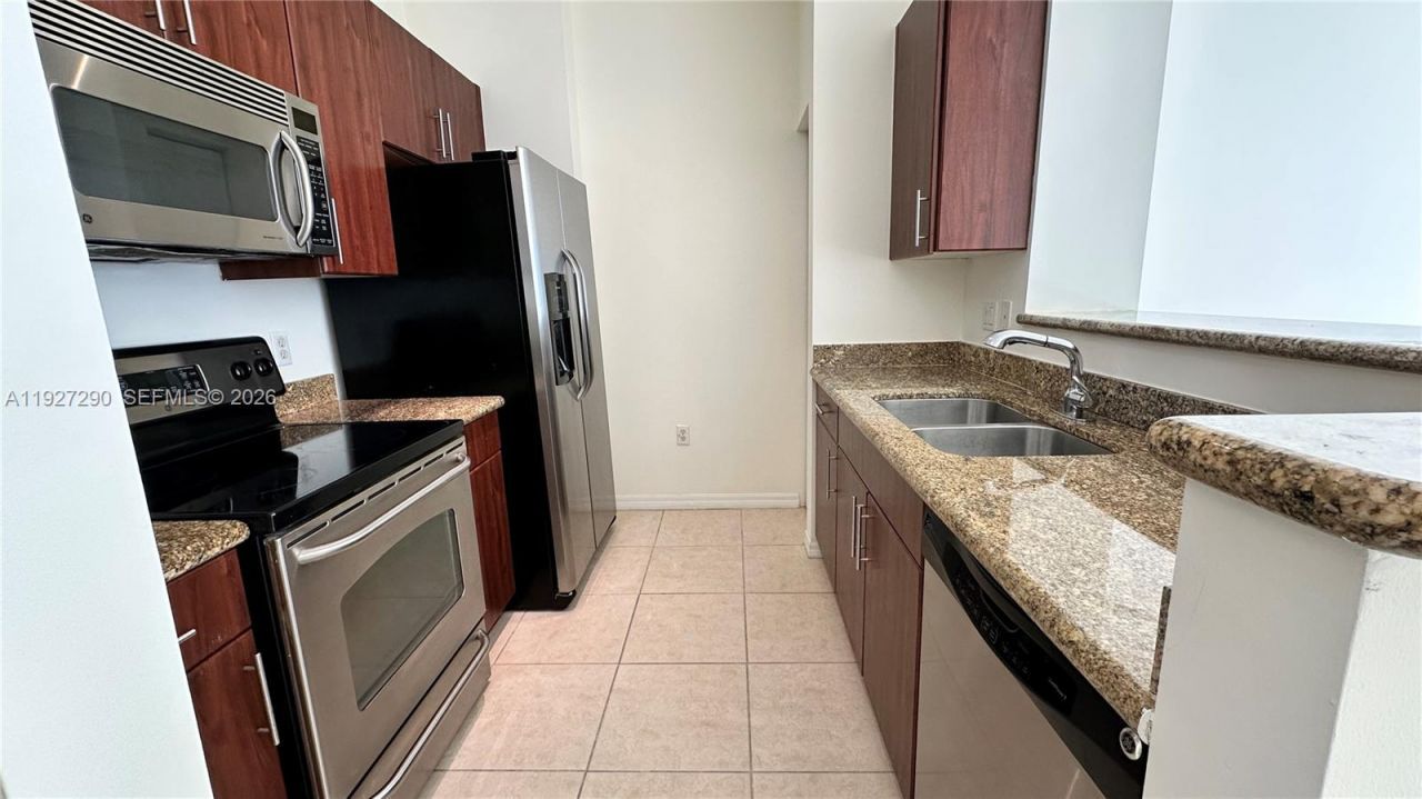 2401 NE 65th St, Unit 606, Fort Lauderdale, FL 33308 Photo