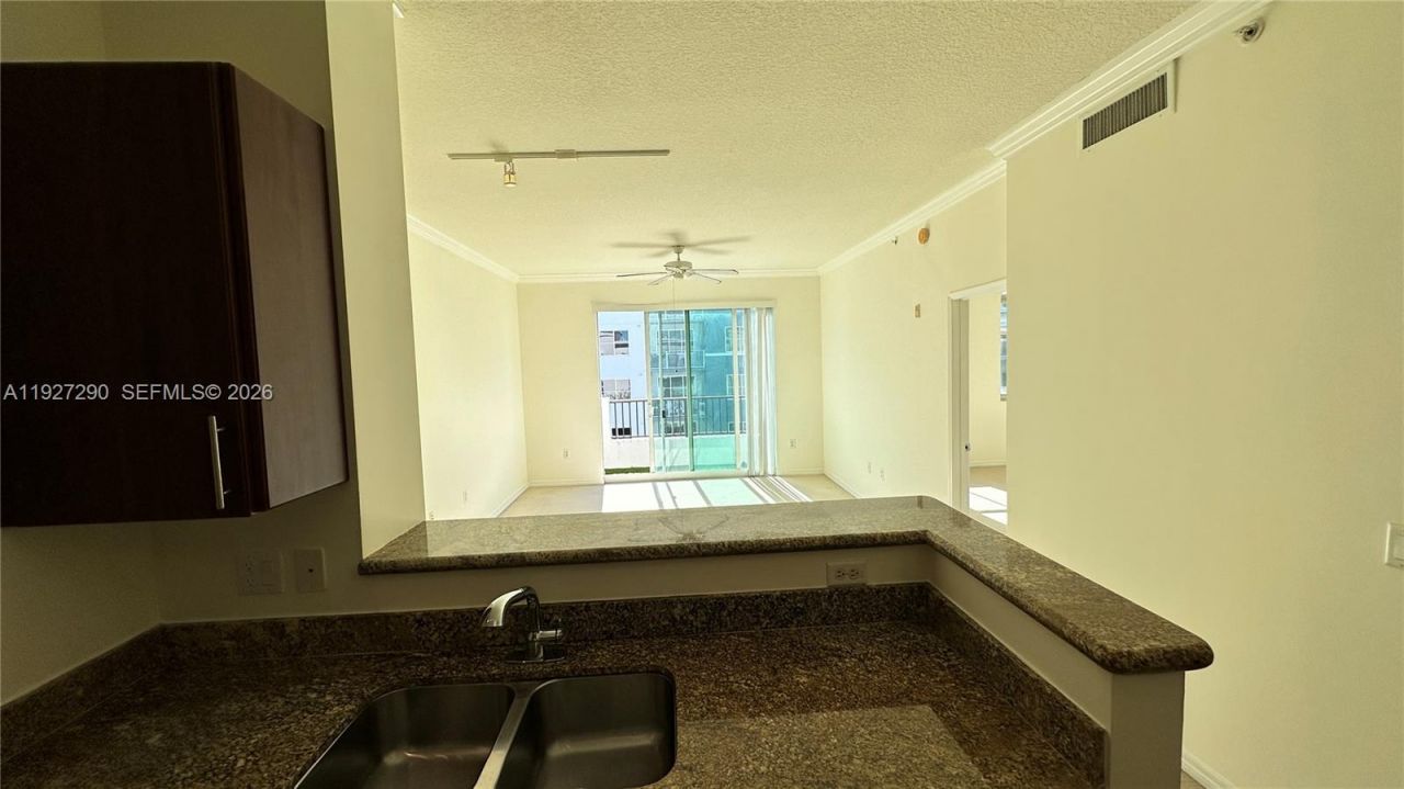 2401 NE 65th St, Unit 606, Fort Lauderdale, FL 33308 Photo