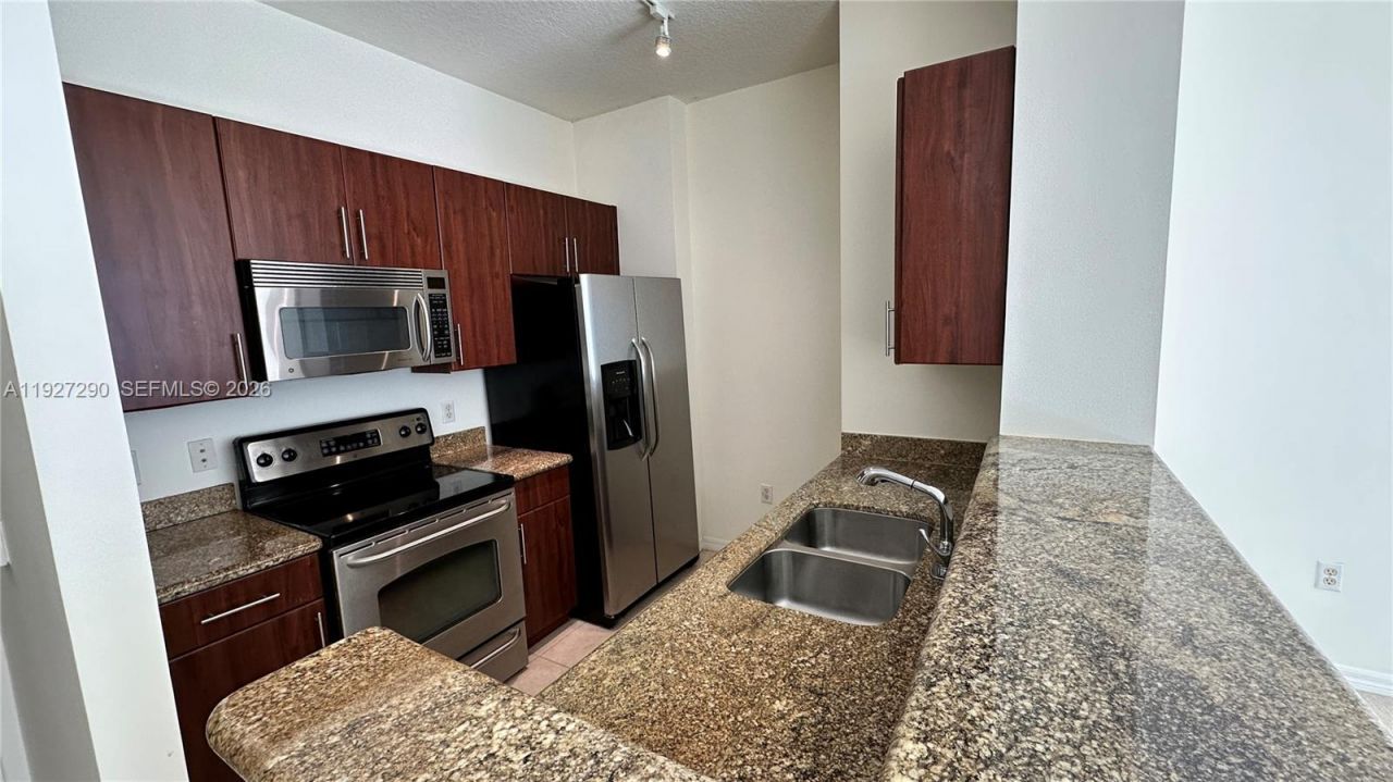 2401 NE 65th St, Unit 606, Fort Lauderdale, FL 33308 Photo