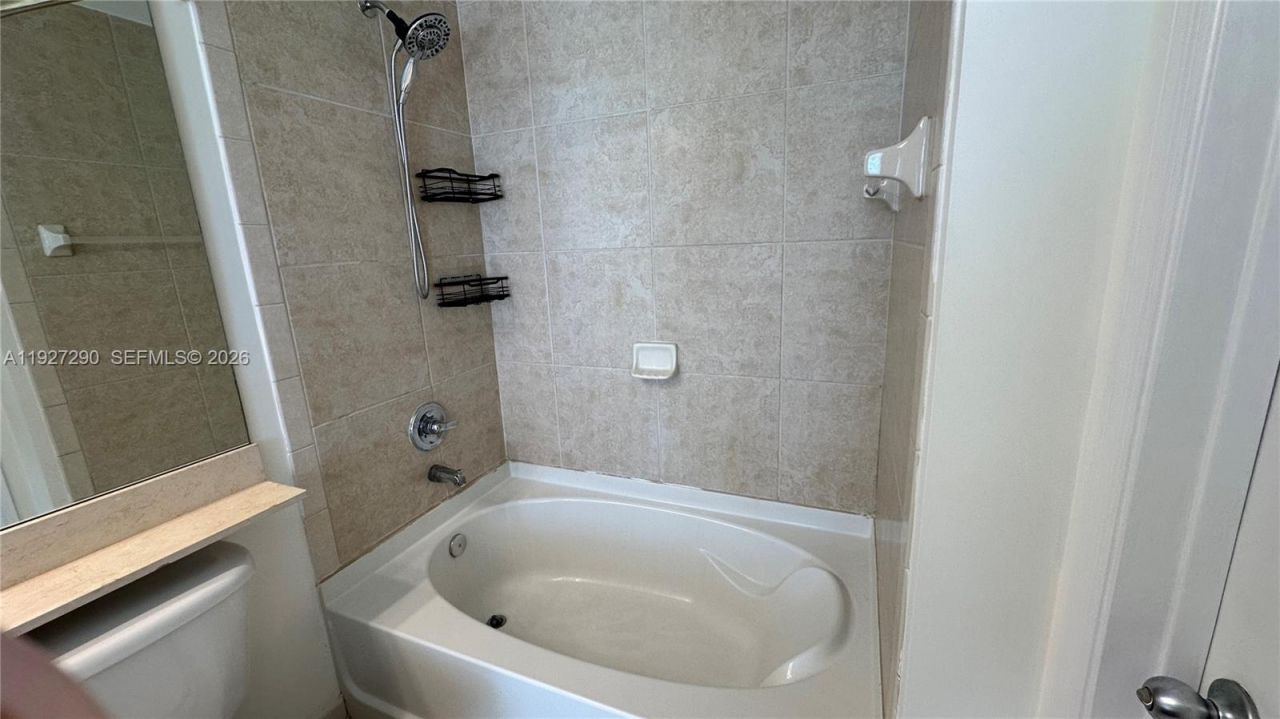 2401 NE 65th St, Unit 606, Fort Lauderdale, FL 33308 Photo