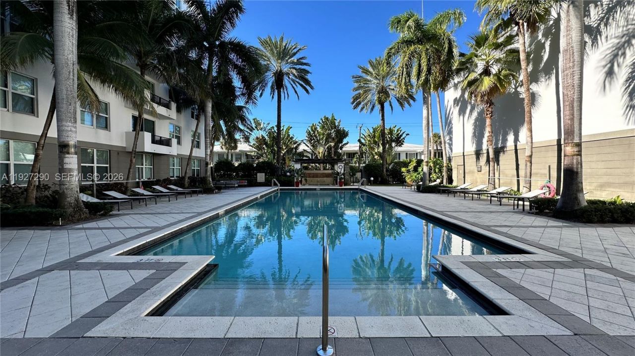 2401 NE 65th St, Unit 606, Fort Lauderdale, FL 33308 Photo