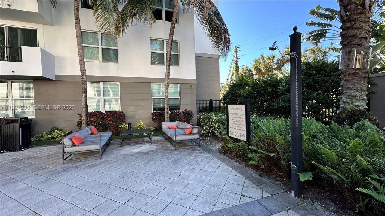 2401 NE 65th St, Unit 606, Fort Lauderdale, FL 33308 Photo
