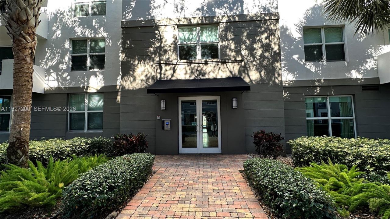 2401 NE 65th St, Unit 606, Fort Lauderdale, FL 33308 Photo