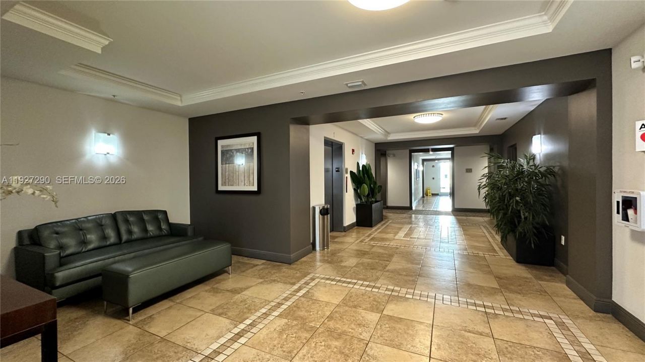 2401 NE 65th St, Unit 606, Fort Lauderdale, FL 33308 Photo