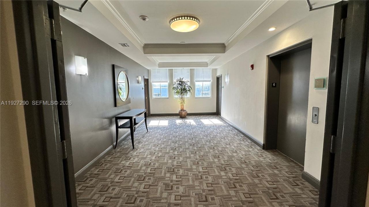 2401 NE 65th St, Unit 606, Fort Lauderdale, FL 33308 Photo