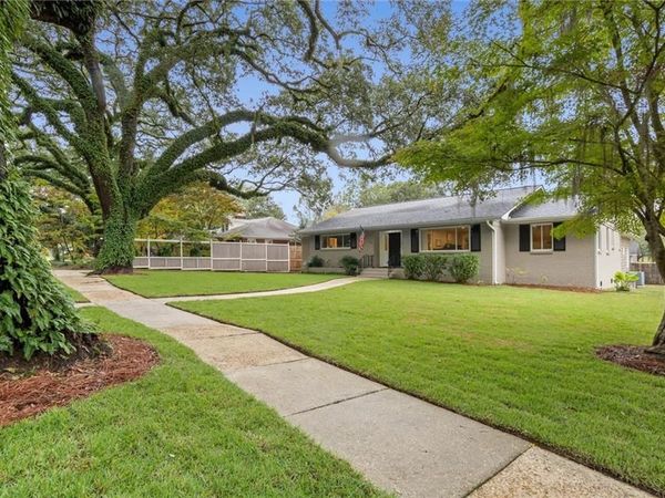 2006 Levert Drive N, Mobile, AL 36607