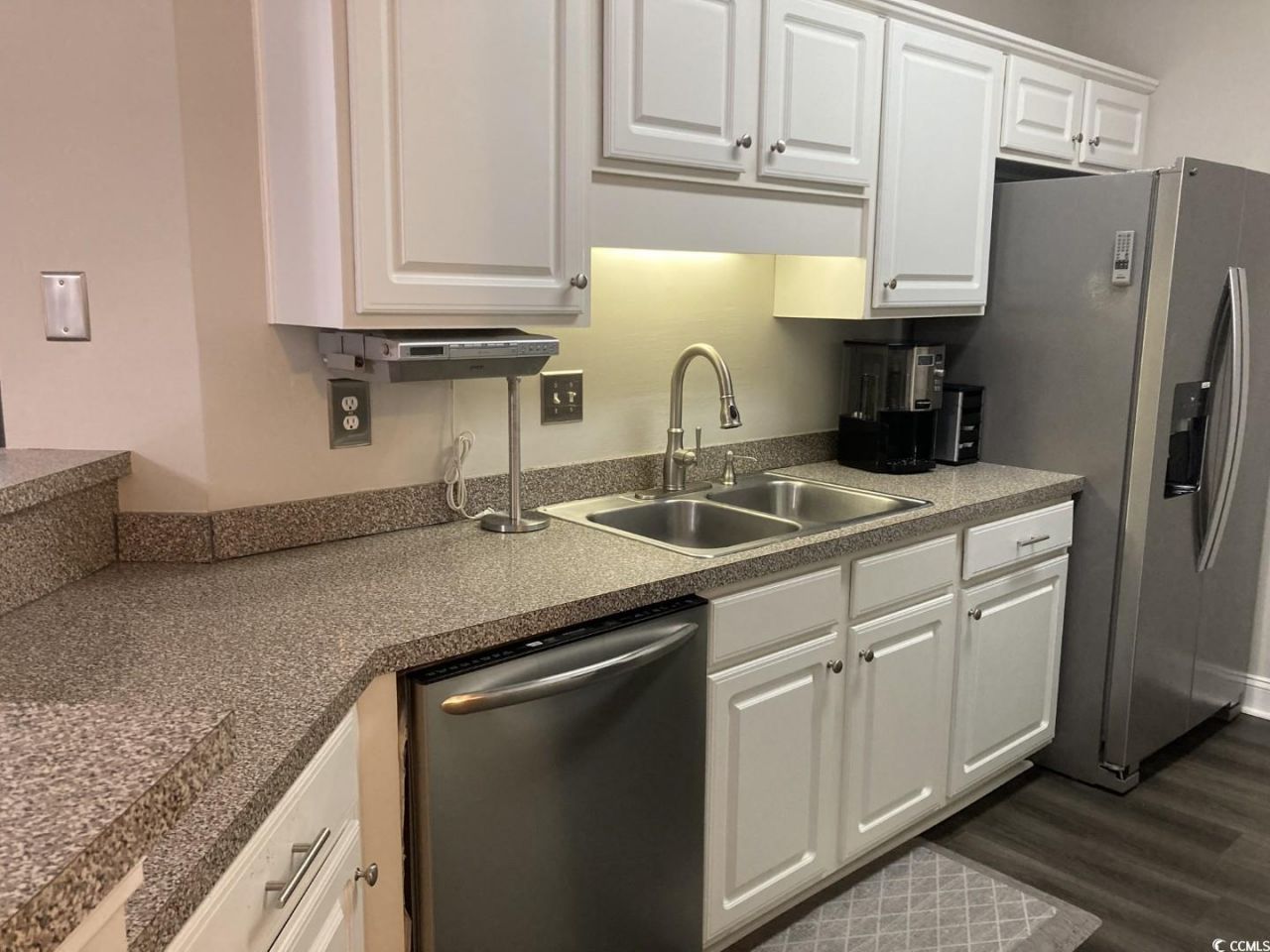 120 Fountain Pointe Ln. Photo 11