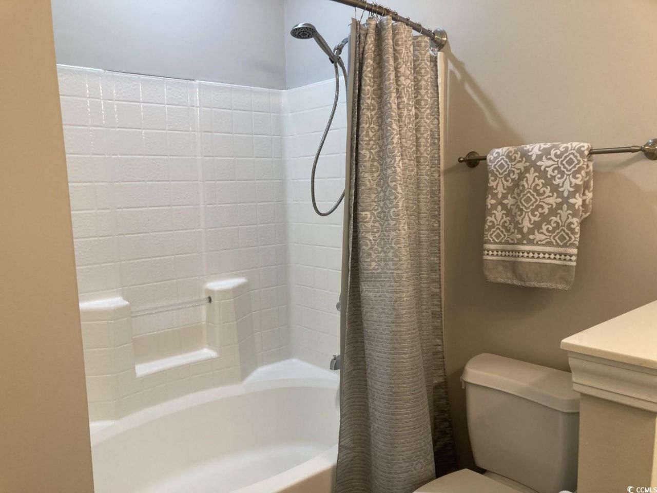 120 Fountain Pointe Ln. Photo 19