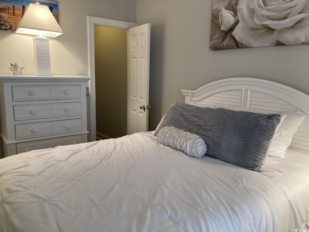 120 Fountain Pointe Ln. Photo 7