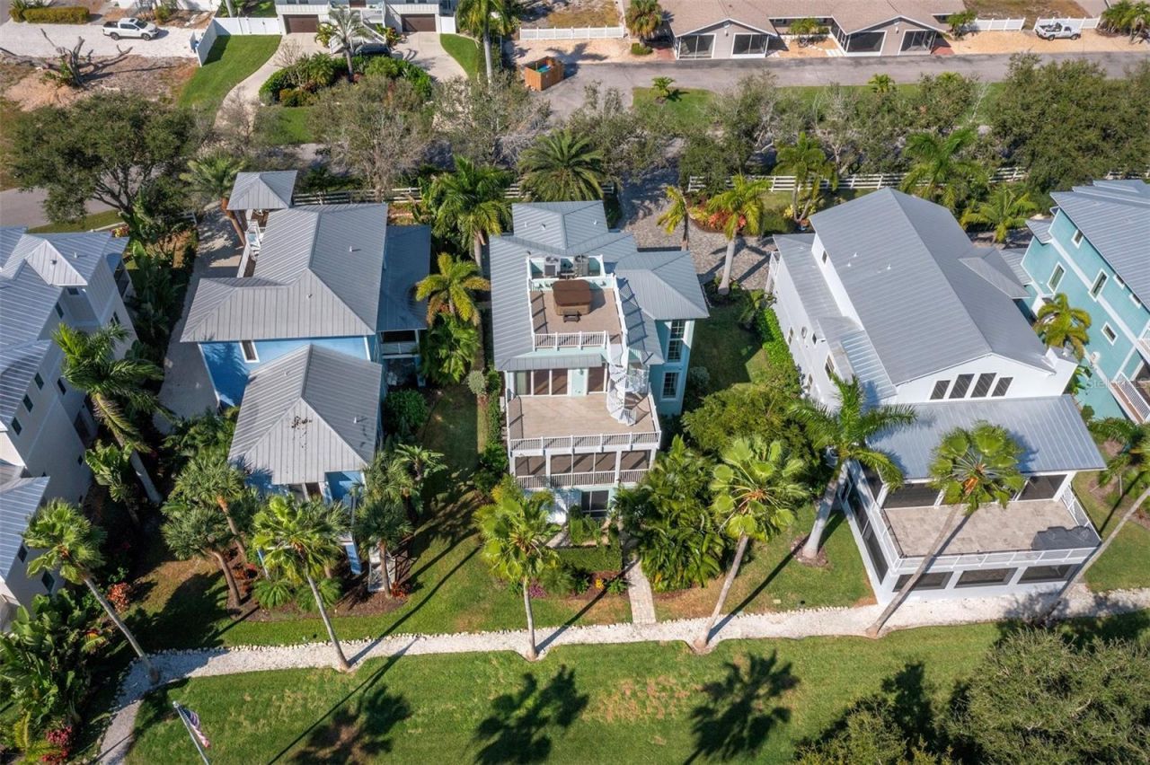 333 Firehouse Court, Longboat Key, FL 34228 Photo