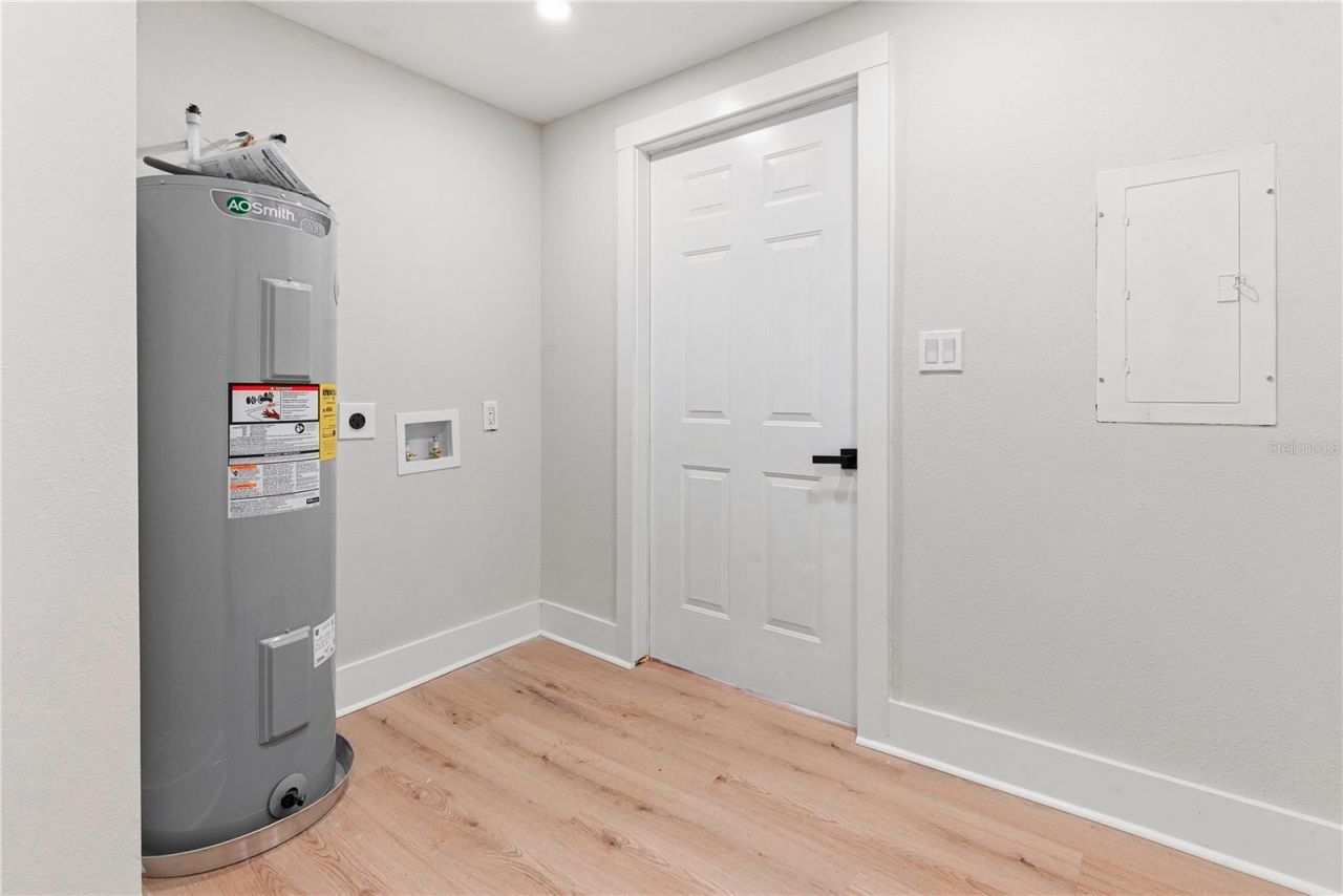 2516 W Kirby Street, Tampa, FL 33614 Photo