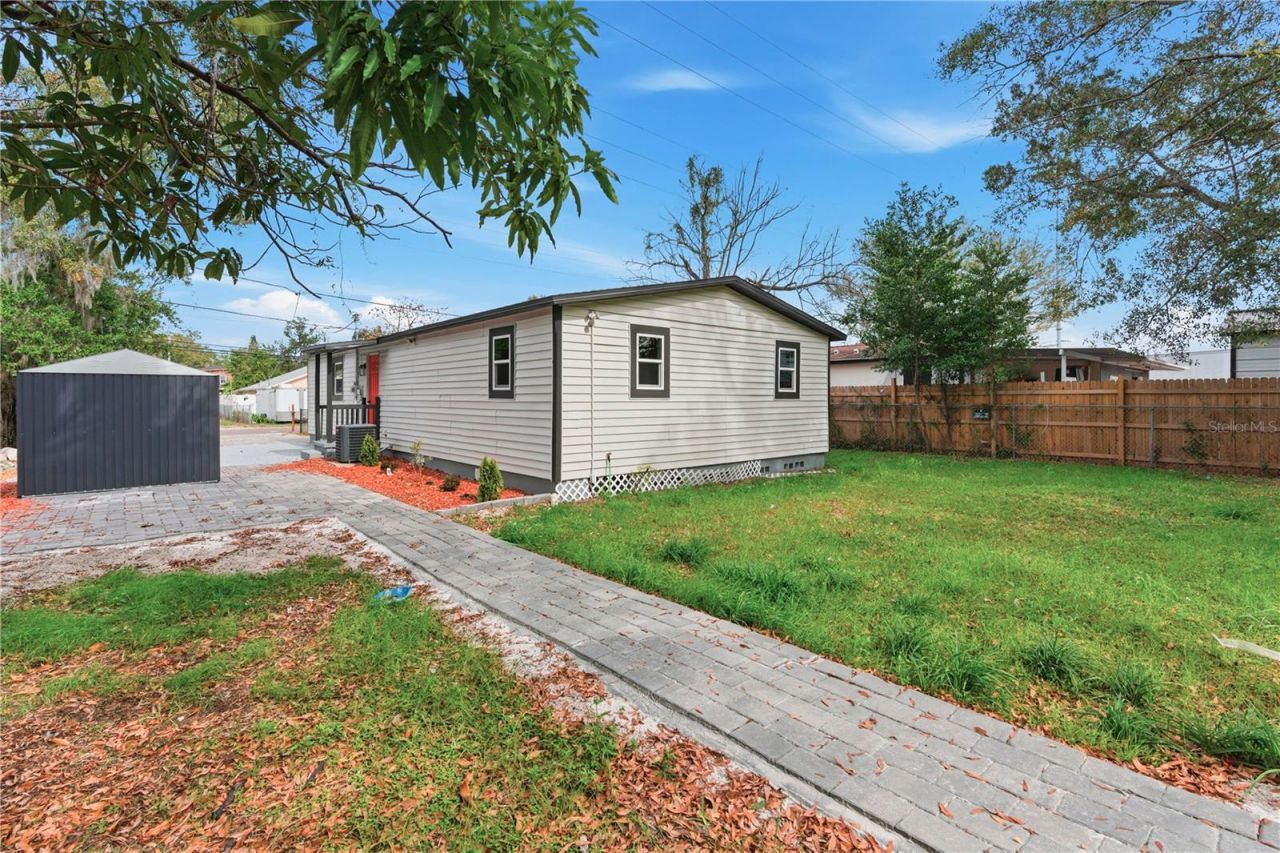 2516 W Kirby Street, Tampa, FL 33614 Photo