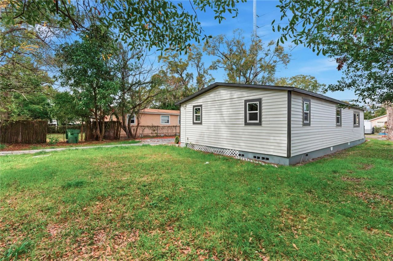 2516 W Kirby Street, Tampa, FL 33614 Photo