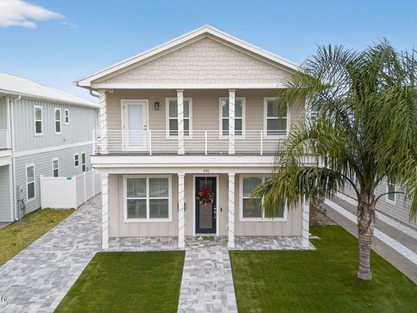 230 DAVIS Street, Neptune Beach, FL 32266