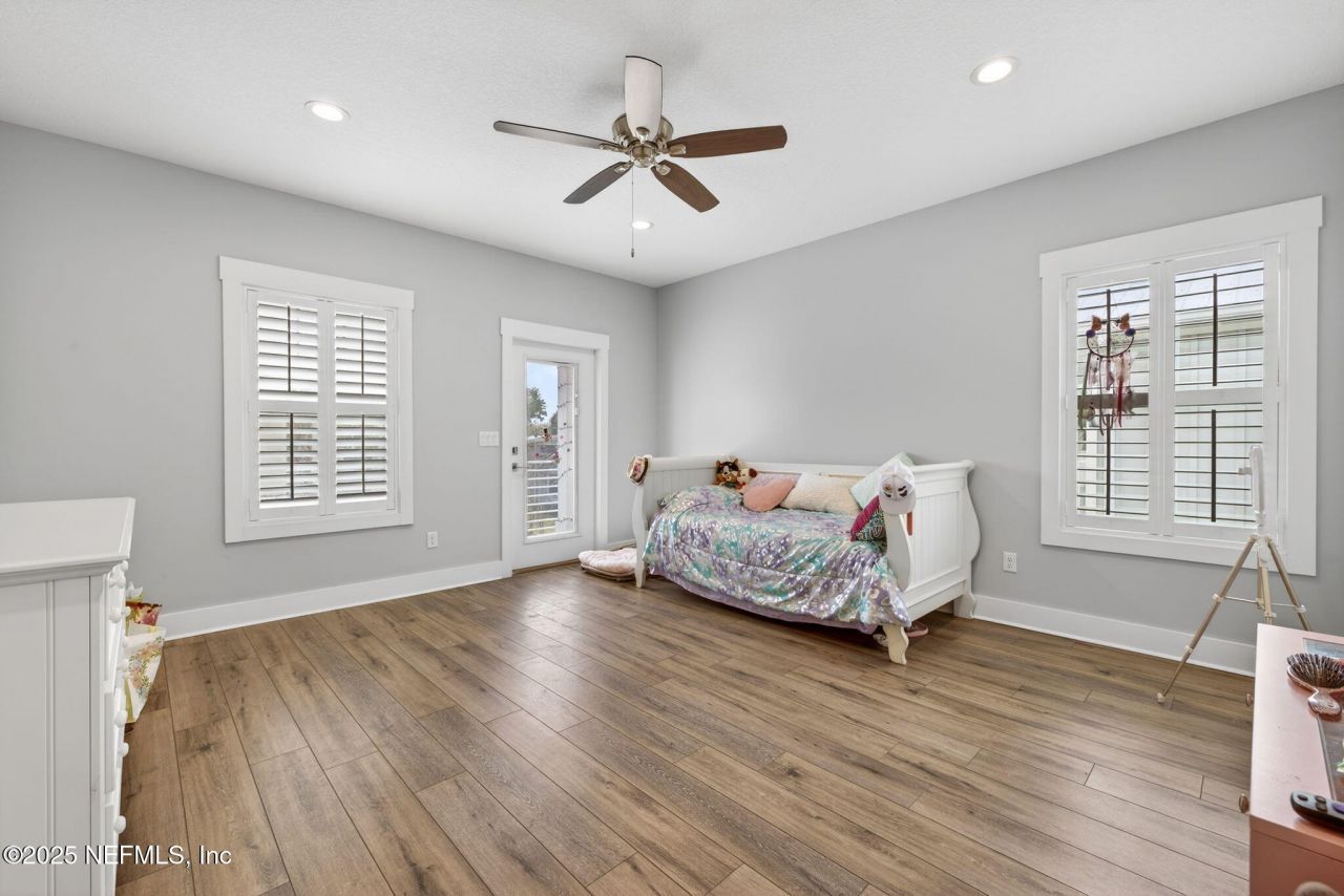 230 Davis Street, Neptune Beach, FL 32266 Photo