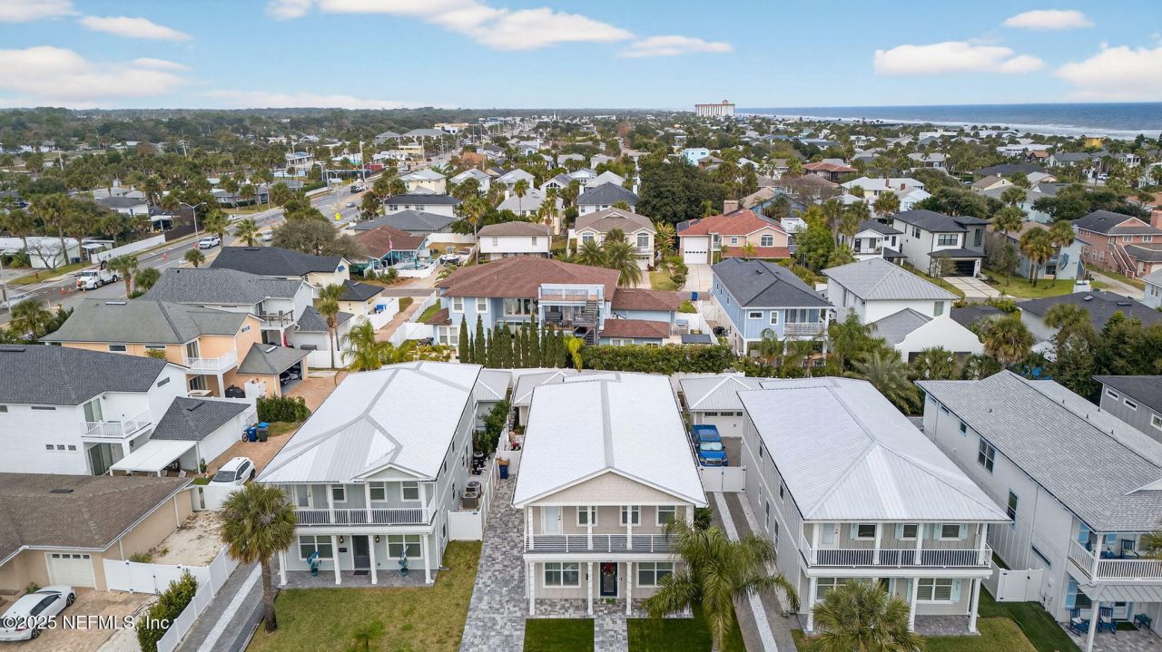 230 Davis Street, Neptune Beach, FL 32266 Photo