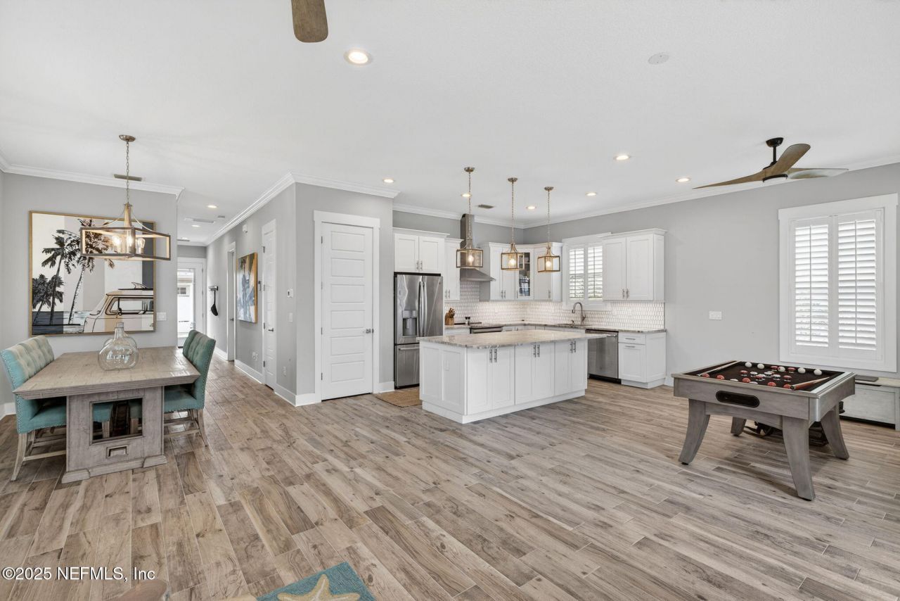 230 Davis Street, Neptune Beach, FL 32266 Photo