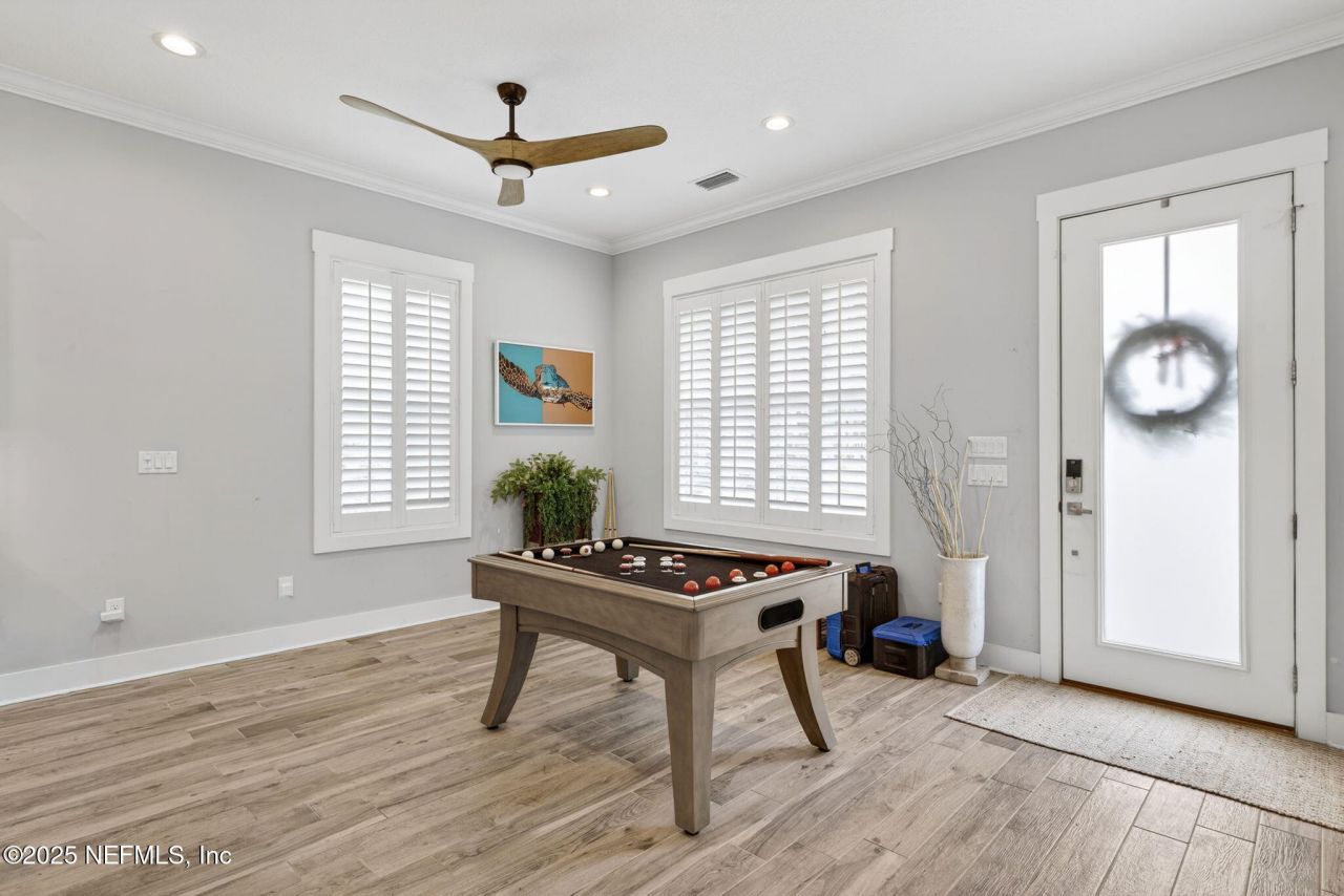 230 Davis Street, Neptune Beach, FL 32266 Photo