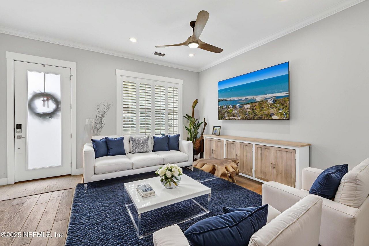 230 Davis Street, Neptune Beach, FL 32266 Photo