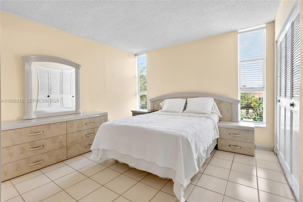9401 SW 4th St, Unit 301-6, Miami, FL 33174 Photo