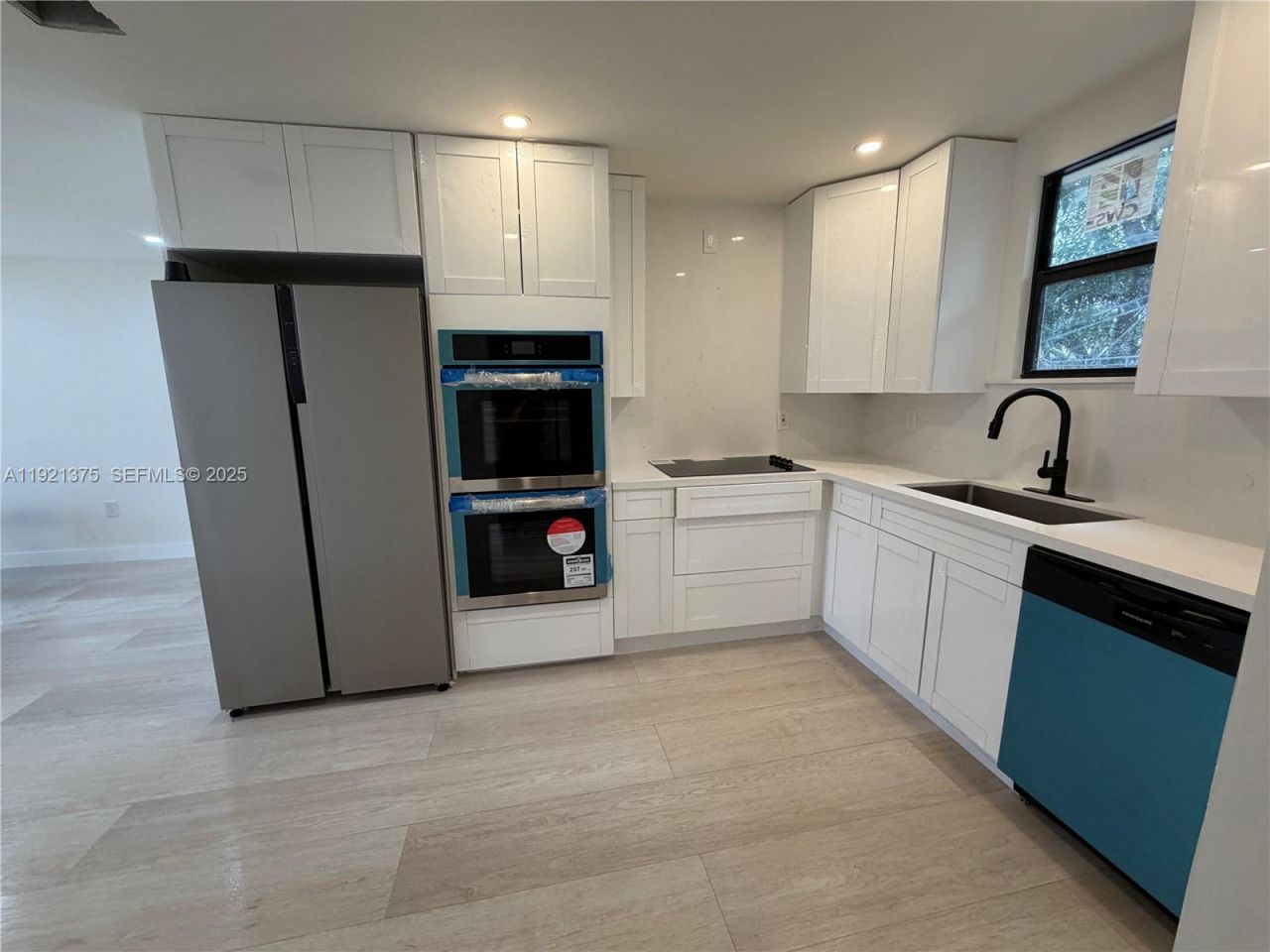 6790 SW 25th Ter, Miami, FL 33155 Photo