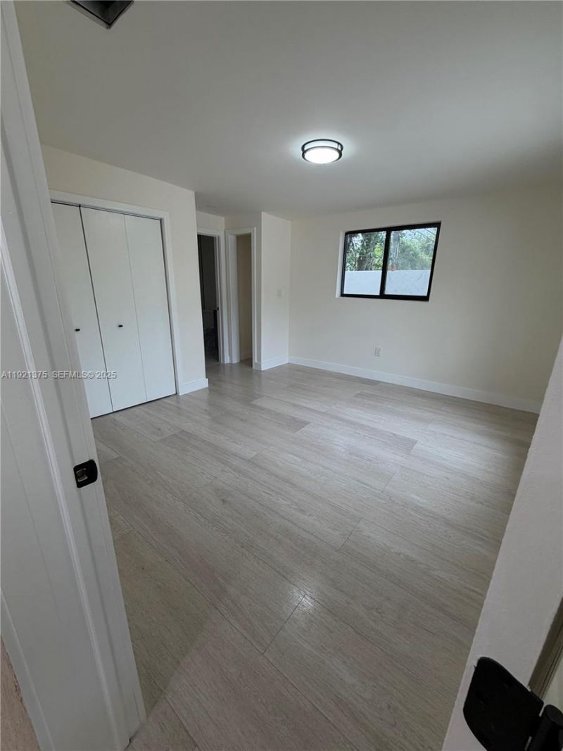 6790 SW 25th Ter, Miami, FL 33155 Photo