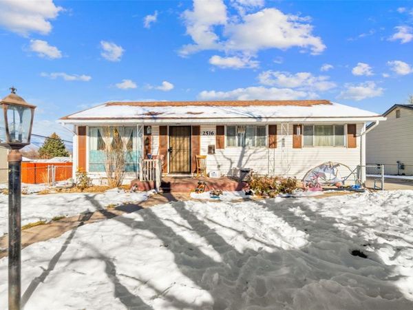 2516 E San Miguel Street , Colorado Springs, CO 80909