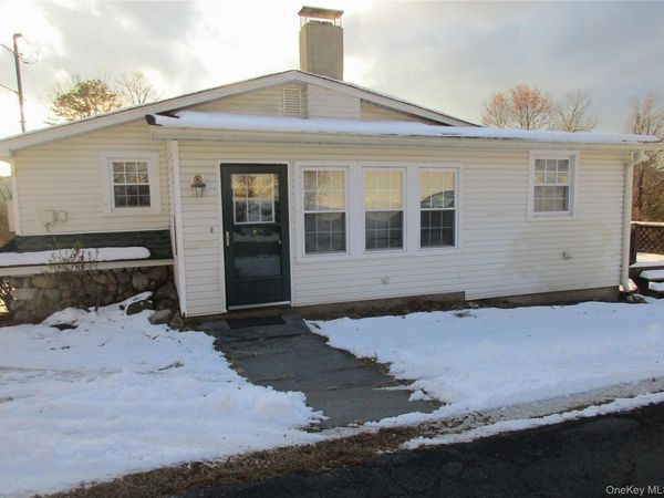 44 1/2 Academy Avenue, Sparrowbush, NY 12780