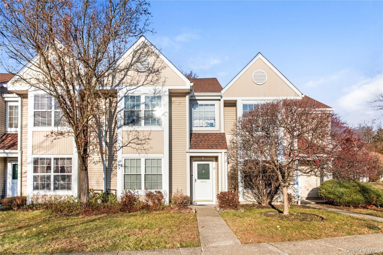 79 Creekside Circle, Spring Valley, NY 10977 Main Photo